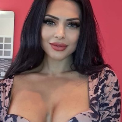 annexmommyx's profile picture. Single mom🥹curvy, kinky & i send gifts if you retweet me❤️‍🔥I text daily only on my OF💦 I follow all my new subs from OF🎁