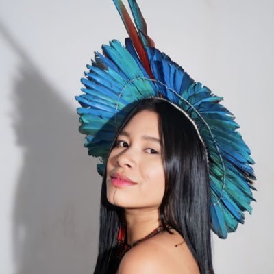 Indígena do povo Guajajara 🏹 Ativista / Comunicadora.