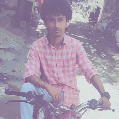 DevMukesh4u's profile picture.