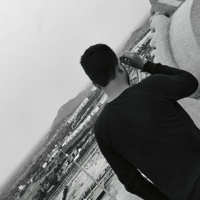 VikashNani4's profile picture. 