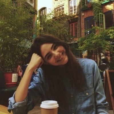 hayfa_sky's profile picture. يُكمل الخيال ماينقُصه الواقِع.