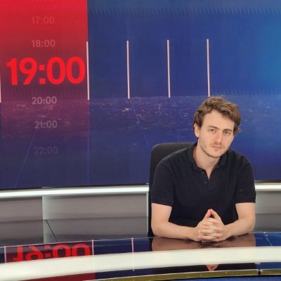 urizafrir's profile picture. Pianist, Economist, GNU/Linux