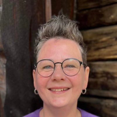 Digger engasjement og folk. Alltid på jakt etter nytt om utdanning, leiarskap, innovasjon og digital transformasjon. Instagram: kathrinews