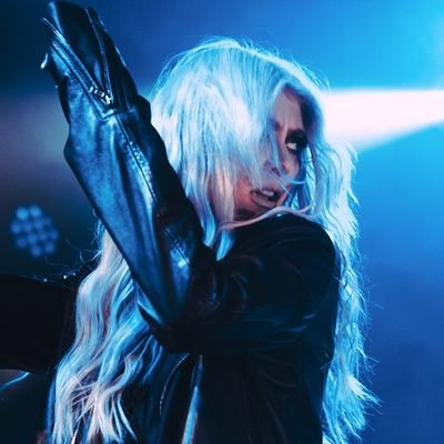 ⚡Chillin' and supporting one of the greatest bands around here⚡
💕Taylor Momsen follows me and now my life is complete💕
She/Her