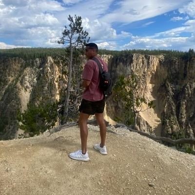 BeefBerkey's profile picture. I chew my ice cream. 
Rocket Alum.
Systems Software Engineer.