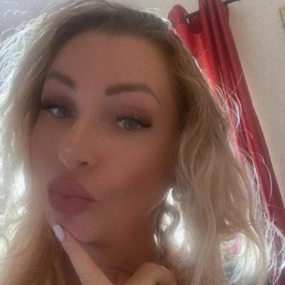 IsatheB's profile picture. 