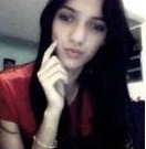 Desculpa, mais não resumo minha vida em 160 caracteres. A @Elisaa_L é minha gastosa !  Follow ? :D