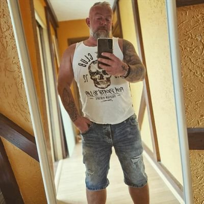 Looking for lovely baby to spoil with allowance and shopping spree
