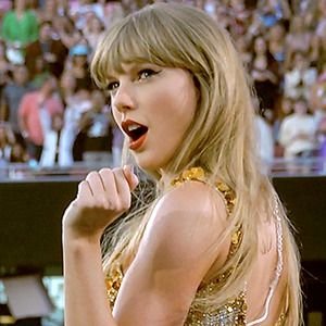 nxpxlmskies's profile picture. ♏ — at least i’m trying.