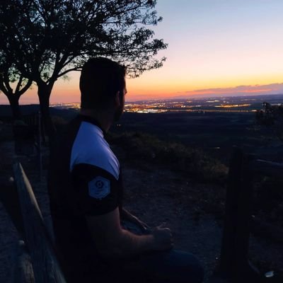 DuqueKoi's profile picture. La química es evidente, suficiente.
KOI 💜
