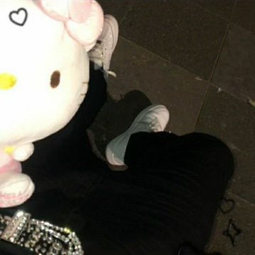 Viskkyy's profile picture. 𝟚5 ¡ ✩ 𝘗𝘊 / @ForArann alt acc ~♡ 𝕊𝕠𝕔𝕚𝕒𝕝𝕤 𝕓𝕖𝕝𝕠𝕨 ➷