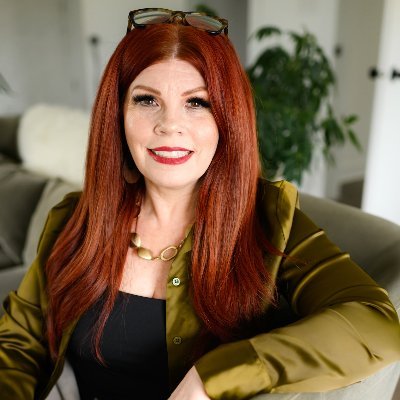 CincyHomeStager's profile picture. Award Winning Home Stager/Owner at Dwell Home Staging | Cincinnati-Northern Kentucky- Southern Dayton OH. areas. 513-485-3447 #cincinnatihomestager