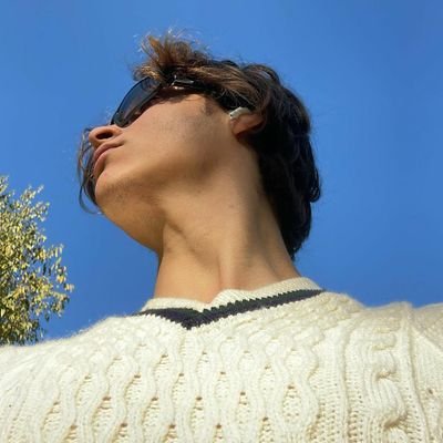 sondeaan's profile picture. 🫎
 　　　　 　 　　　　 .
* 　 ⋆ * . 　　　　 　　·
✫ · *
* 　　　　　 ⋆
　　　 * ˚
　 · *
　　 *
★ we're younger than clouds

his eyes shine like the stars here ۪ ✦ ۫

🇵🇸      🇵🇸