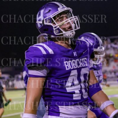 D-End for HHS #40. Height-6’3 BW-220 GPA 4.1 Hands 10’                     elliscoen62@gmail.com