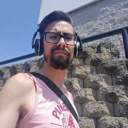 +Siniestro que de costumbre.
Gaymer, Ilustrador, D&D Master/Player, Escritor y un tanto exhibicionista.
