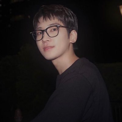 she/ her | stan account | inspirit goldenness carat ~ multi