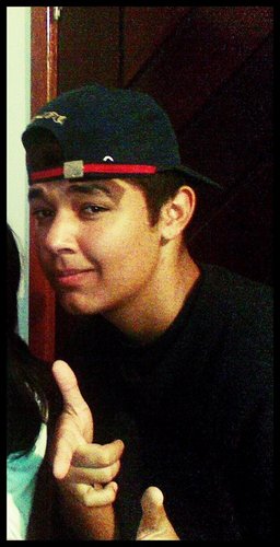 G.R. Gaviões Da fiel , Uma familia que defende o Timão , Corinthiaans Todo Poderoso , e é Claro,  seempree sorriindoo'  ;D