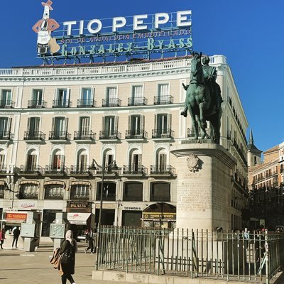 #No hay sueño grande para un soñador inmenso# El honor es mi divisa. Informático. Del Atleti soy!! Madrid - Toledo