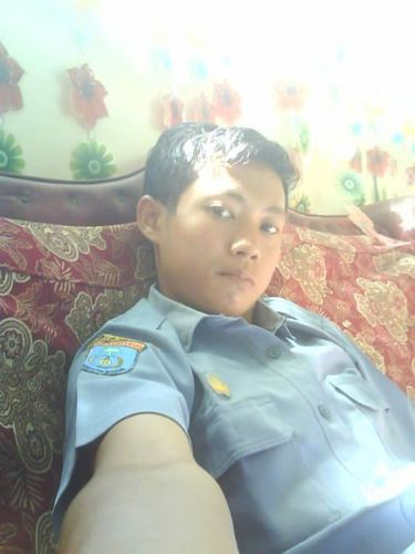 fariqinachmad's profile picture. be a good moslem or die as a syuhada'ulloh. .