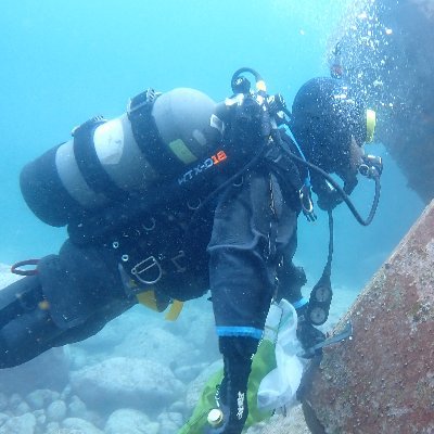 OtuAmaBenthRes's profile picture. 東京大学大気海洋研究所 大槌研究拠点（＝大槌沿岸センター）・奄美研究拠点所属のベントス研究者が、調査などの活動をポストしていきます。三陸沿岸・潮下帯の生態系について、ともに研究する学生随時募集中です。#岩手県 #大槌湾 ＃奄美大島 #磯ラーメン
（ポストは所属機関の見解を代表するものではありません）