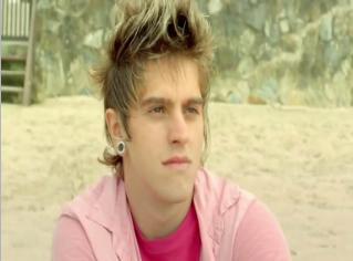 Fã Clube dedicado ao baterista da banda RESTART @thomasrestart Since:28.8.2010 ~Lembra que eu sou feliz só por você existir♪... 30/11/2010♥ RestartNaArgentina
