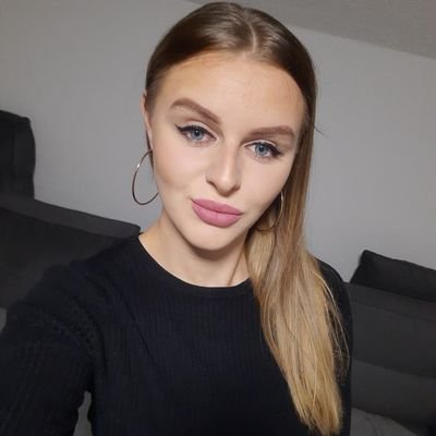 AylaLejla's profile picture. move in silence.
neke moje misli.