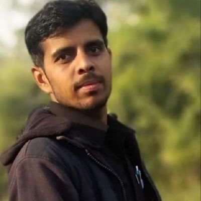 किसी से सम्बंध ख़त्म करना हो तो उस व्यक्ति से धर्म और राजनीति पर बात कर लो बाकि वो ख़ुद ही कर लेगा!