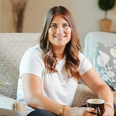 joandcoaching's profile picture. end-to-end brand builder • driven by kindness
serving small business owners & entrepreneurs
"the meek shall inherit the earth" psalms 37:11