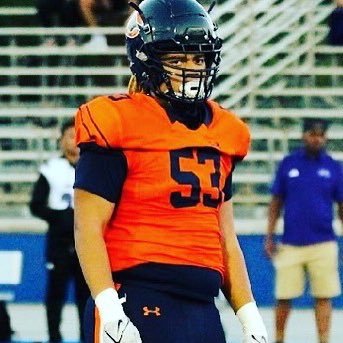 Chaminade High School🏈|6’2”| 260| DT| Colossians 3:23-24