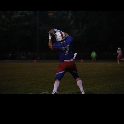 6,0 | 215lb | MTHS | #7🏈| WR | pjcompton06@yahoo.com |  https://t.co/MLB4VQb0cF