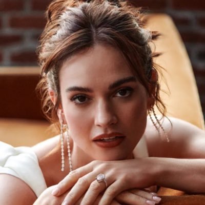 🎬 Updates, daily pictures, gifs and news on the British actress Lily James. Lily is an Emmy Award and Golden Globes nominee. (fan account)