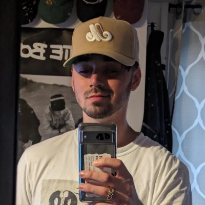 kcraib35's profile picture. keep it moving pal                                                                    
                   
editor for @Fan590