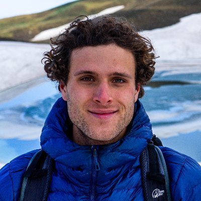 PhD student on ❄️ & 🏔️ climate @ScottPolar @Cambridge_Uni | Project lead @LiMnADs_Project | Oceanographer by training & conservationist at heart 🌍