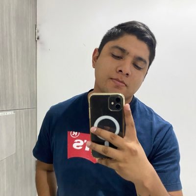 Oscar Martínez 🖖 cheerleading, cheer Academy 🔫, tumbling. ~con la mirada en el cielo y los pies en la tierra~