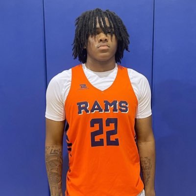 Mills10_'s profile picture. C/O 24 | 5’11G| 170|