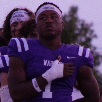 Lee_thompsonJr's profile picture. McPherson college ||C'O 29||•Linebacker•||6'2 220||GPA 3.4||4.57 Handtime 40||Hand size 10in||NCAA Id #2501486749