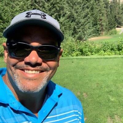 Father of four & very proud husband of @cdavids51 Principal of @CGHBulldogs in @AbbotsfordSD Love golf, poker, @Seahawks & @VanCanucks.