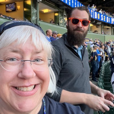 Librarian. Brewers fan. Frequent outlier. I believe in rally caps, the Golden Rule and the common good.