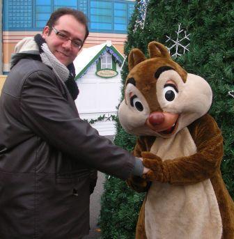 pifther's profile picture. Caminante de sueños, publicitario por horas para @ecovidrio, estudiante, Fan del Mkt creativo, lector de comics, gamer, vallecano y aprendiz de padre 2 nenes.