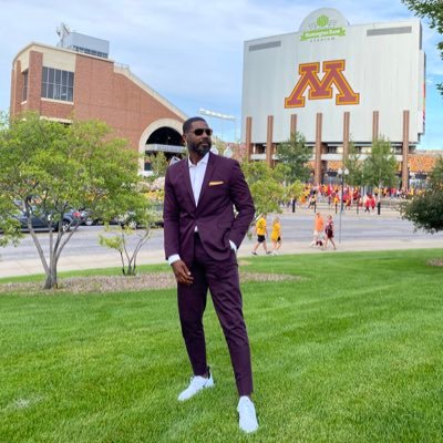 Host of “The Ron Johnson Show on @LockedOnMIN @Tegna (Link ⬇️)🏈 Football Analyst w/ @Fox9 & @KFAN1003 🏈 Co-Host of Vikings GameDay Live & Gophers Pregame Show