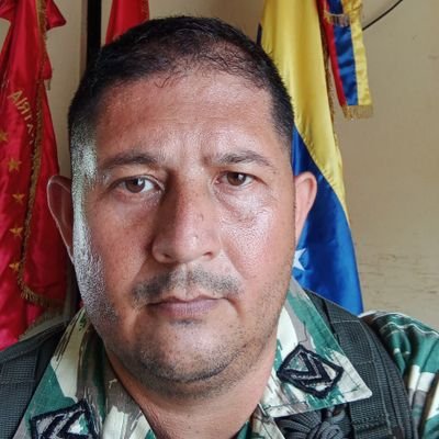 MILICIA BOLIVARIANA
DONDE EL PUEBLO PUEDE LA PATRIA SE CRECE VIVIREMOS Y VENCEREMOS...