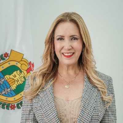 Directora General del Sistema para el Desarrollo Integral de la Familia del Estado de Veracruz.