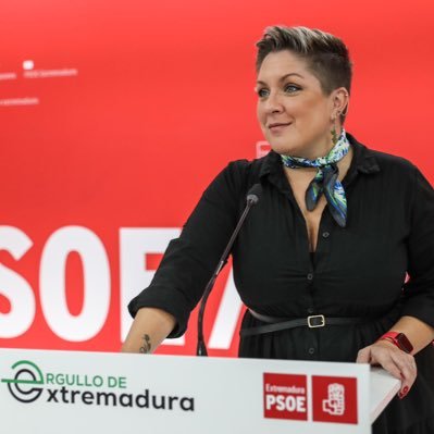 Portavoz y secretaria de Igualdad del PSOE de Extremadura @psoeex. Diputada en @Asamblea_Ex