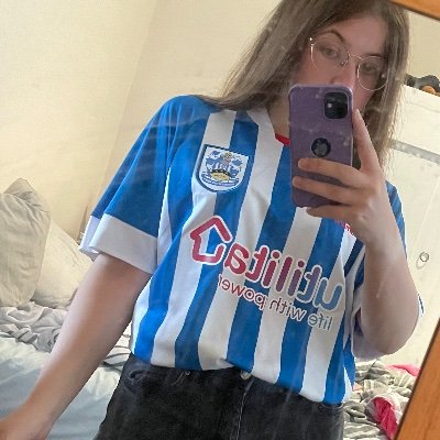 History graduate not using her degree. Huddersfield Town fan normalised to disappoint. World class procrastinator. Beer drinker.