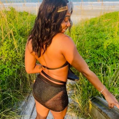 pretty little chocolate that make it happen. Finer 💙
