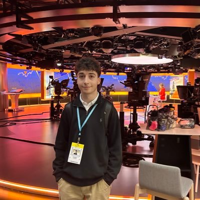 BA Journalism Student @UniversityLeeds and Writer for @SportsNationNYC | Aspiring Journalist | #THFC | #NYGiants