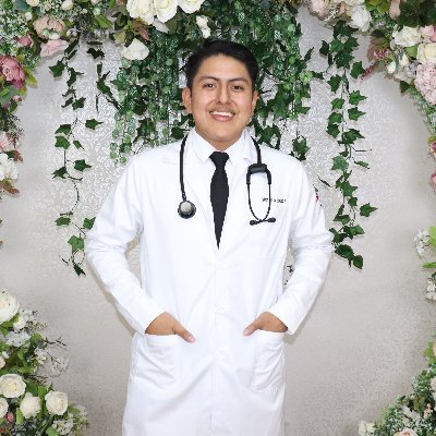 MD @USFQ_Ecuador | Research @MayoClinic | Aspiring Nephrologist | Amateur sunset runner | Poetry | Training to save lives, studying to understand living