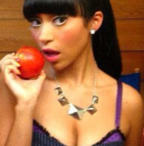 ElanLuz's profile picture. Singer of The DEY, Sean Kingston & Juelz Santana  There's Nothin & Broadway Actress. SAG AFTRA AEA. Lover of Life. Allergic to weed & hugger of Trees.