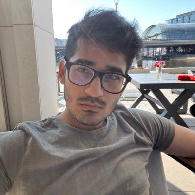 priyambasu16's profile picture. I don’t know how this works.