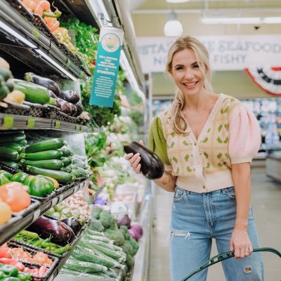 bloomingstrong's profile picture. Nutrition and Fitness Coach RD2Be